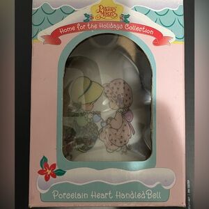 Precious Moments Porcelain Heart Handle Bell Home for the Holidays Collection